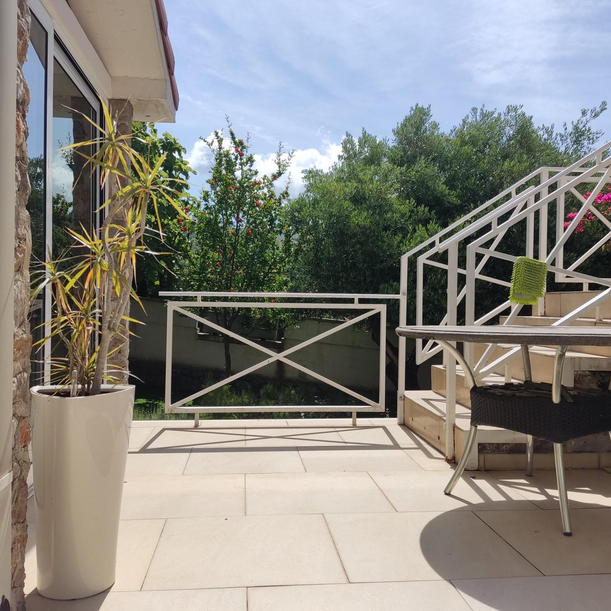 Suntime Villa 7 Тиват Экстерьер фото
